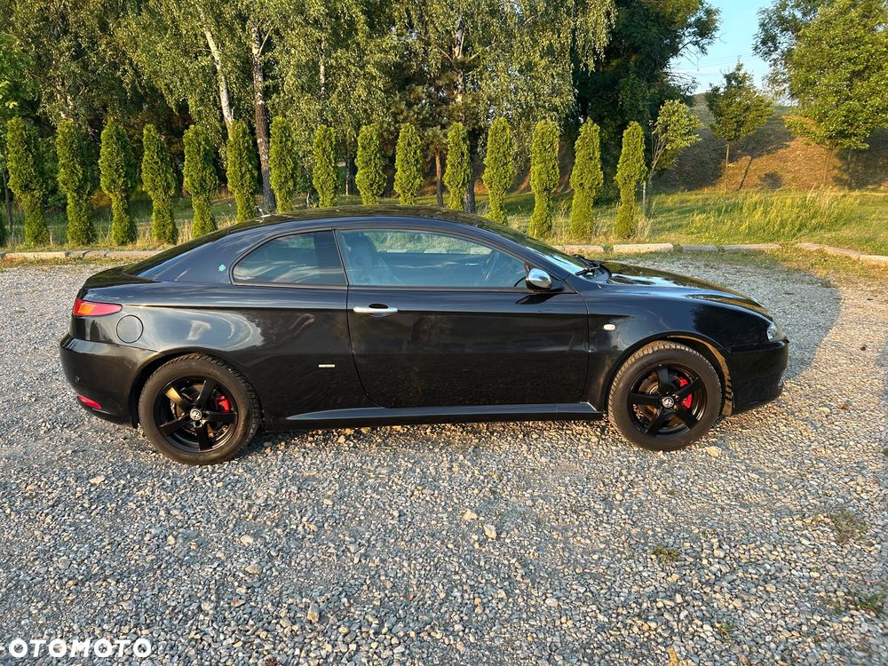 Alfa Romeo GT 1.9 JTDM DPF Quadrifoglio Verde - 4