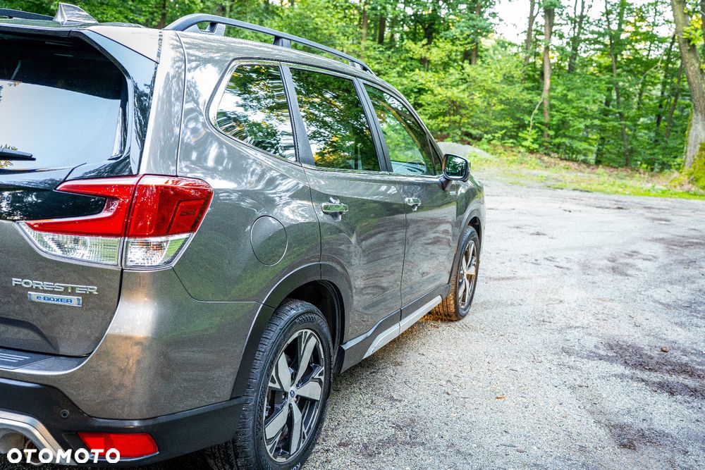 Subaru Forester 2.0i-L Platinum (EyeSight) Lineartronic - 4