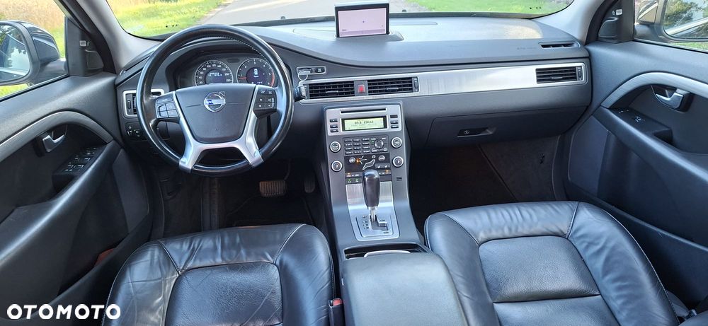 Volvo XC 70 2.4D AWD Kinetic - 12