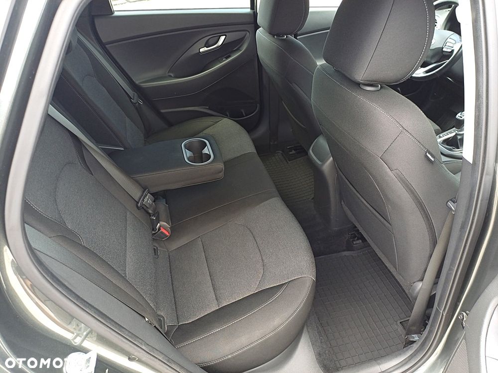 Hyundai i30 1.5 T-GDI 48V-Hybrid EDITION 30+ - 24