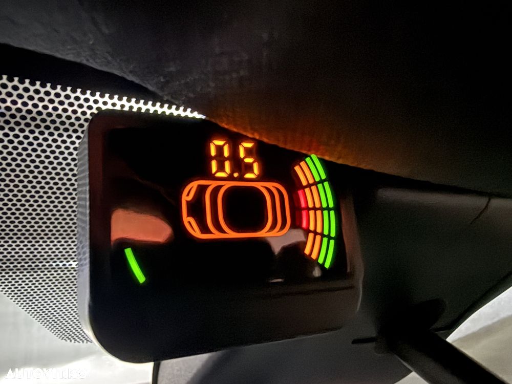 Toyota C-HR - 17