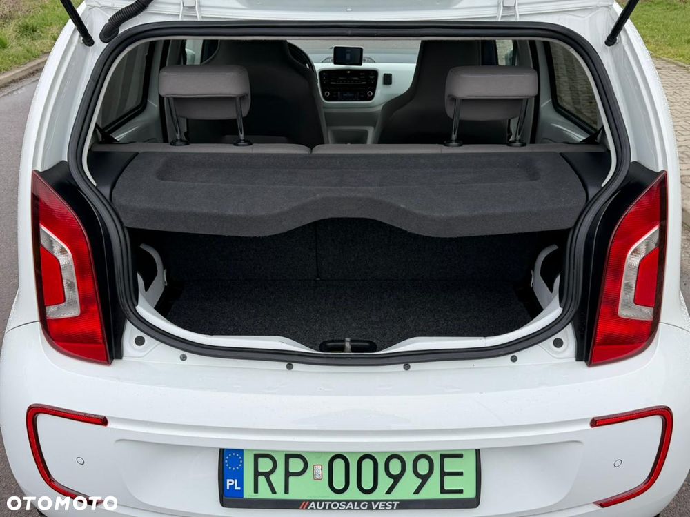 Volkswagen up! e-up - 13
