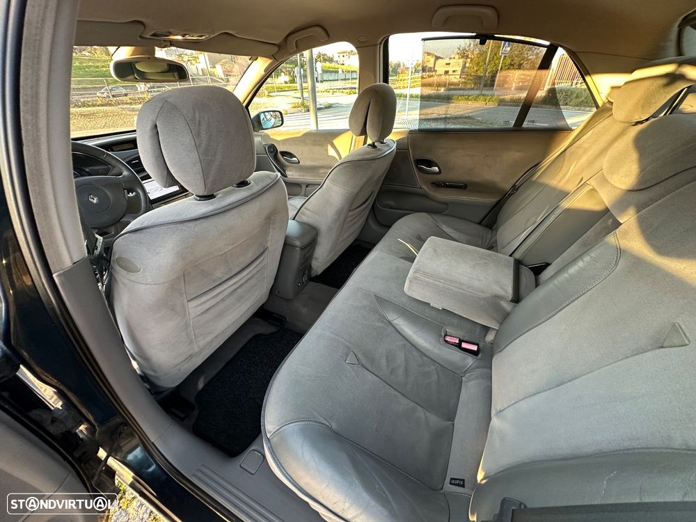 Renault Laguna - 12