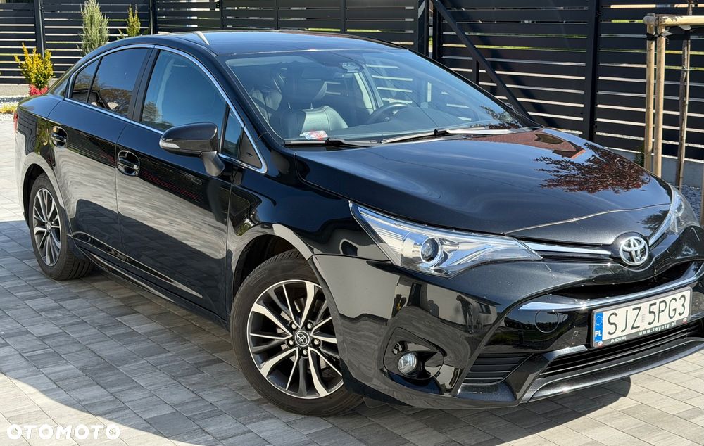 Toyota Avensis 1.8 Premium MS - 1