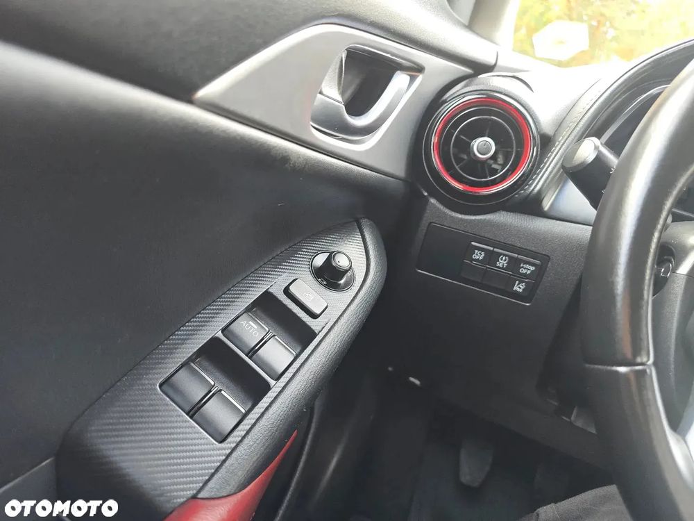 Mazda CX-3 SKYACTIV-G 150 i-ELOOP AWD Sports-Line - 28