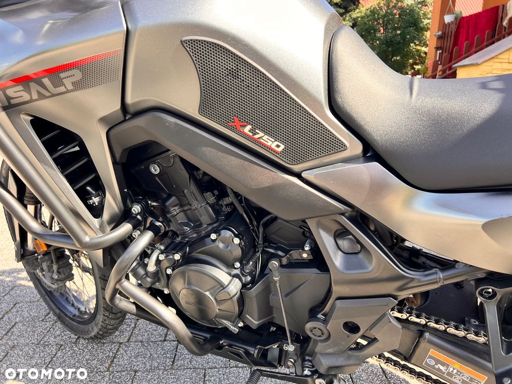 Honda Transalp - 12