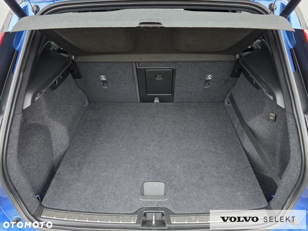 Volvo XC 40 - 18