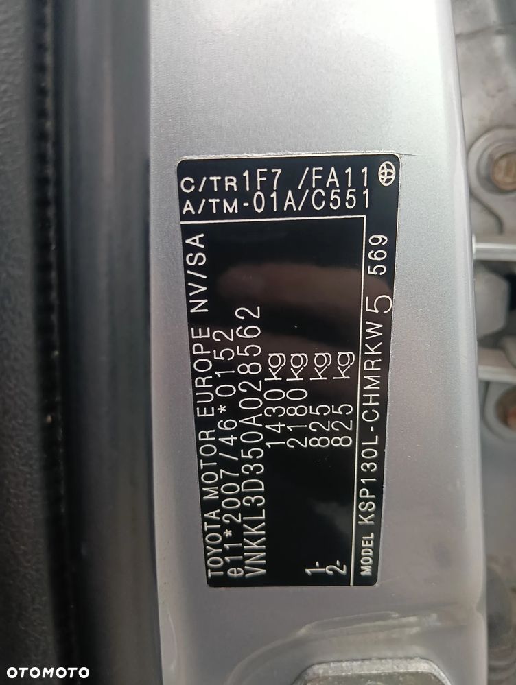 Toyota Yaris - 21