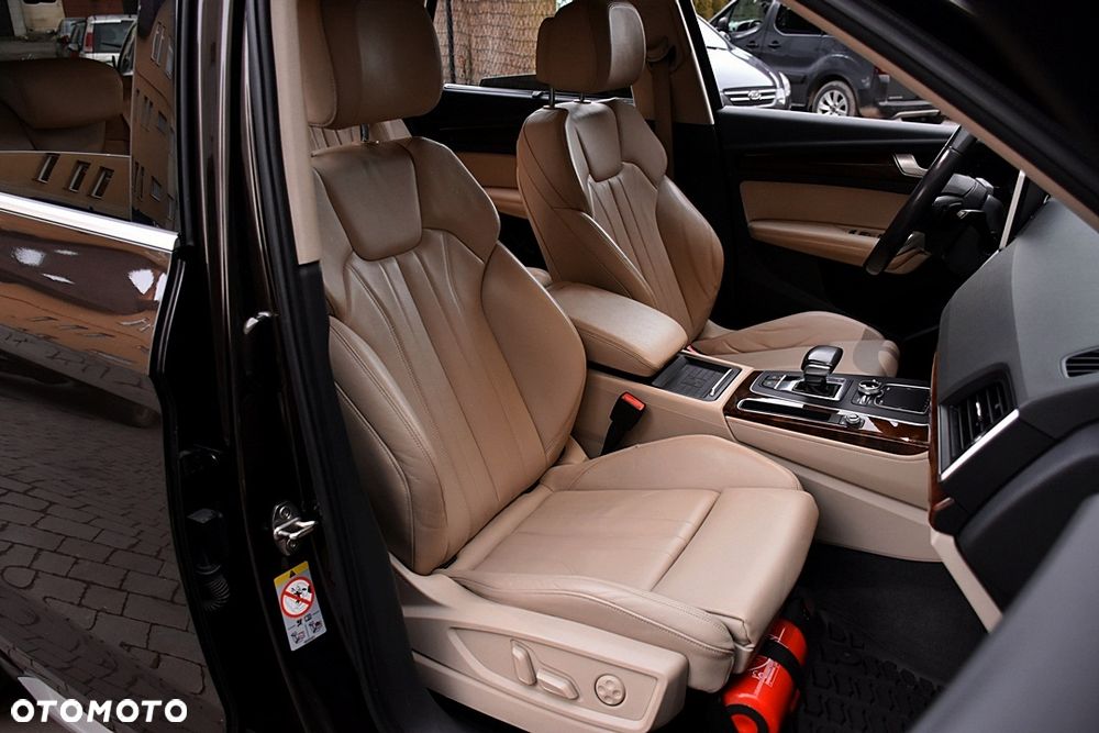 Audi Q5 2.0 TDI Quattro S tronic sport - 32