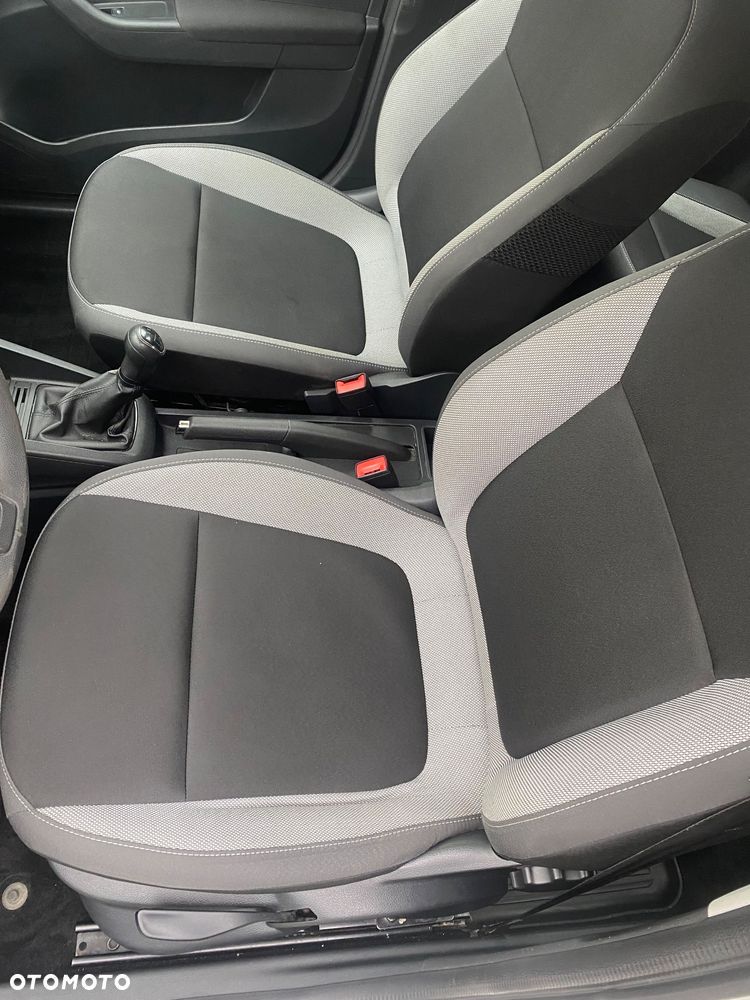 Skoda Fabia 1.0 MPI Active - 5