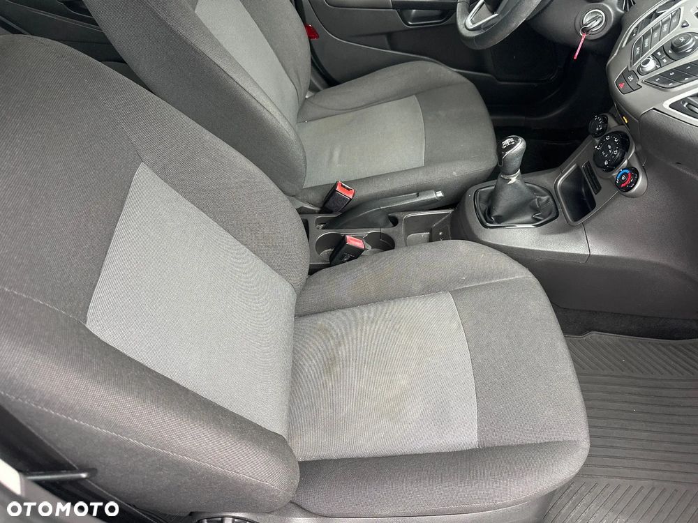 Ford Fiesta 1.25 Ambiente - 24