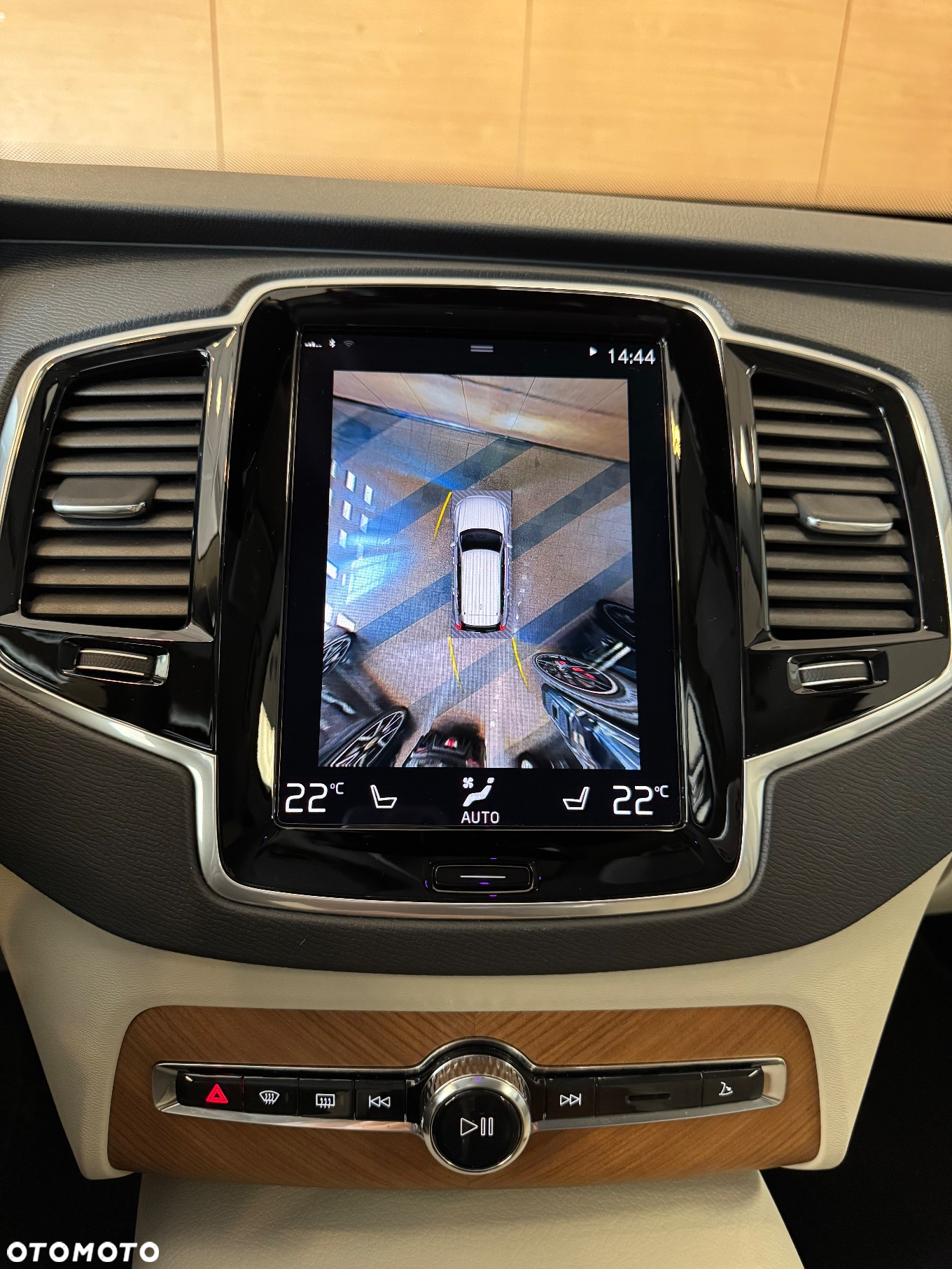 Volvo XC 90 - 22