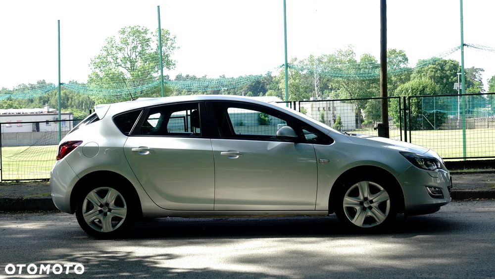 Opel Astra 1.4 Turbo Cosmo - 36