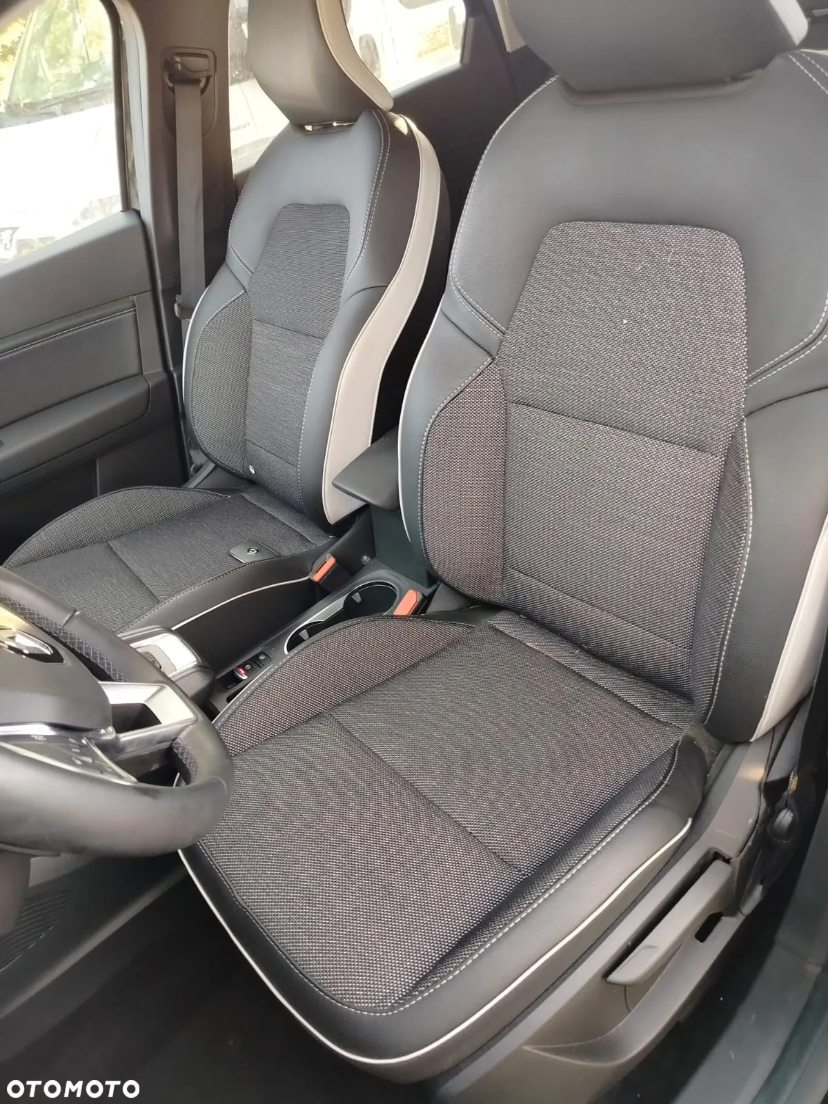 Renault Captur - 13