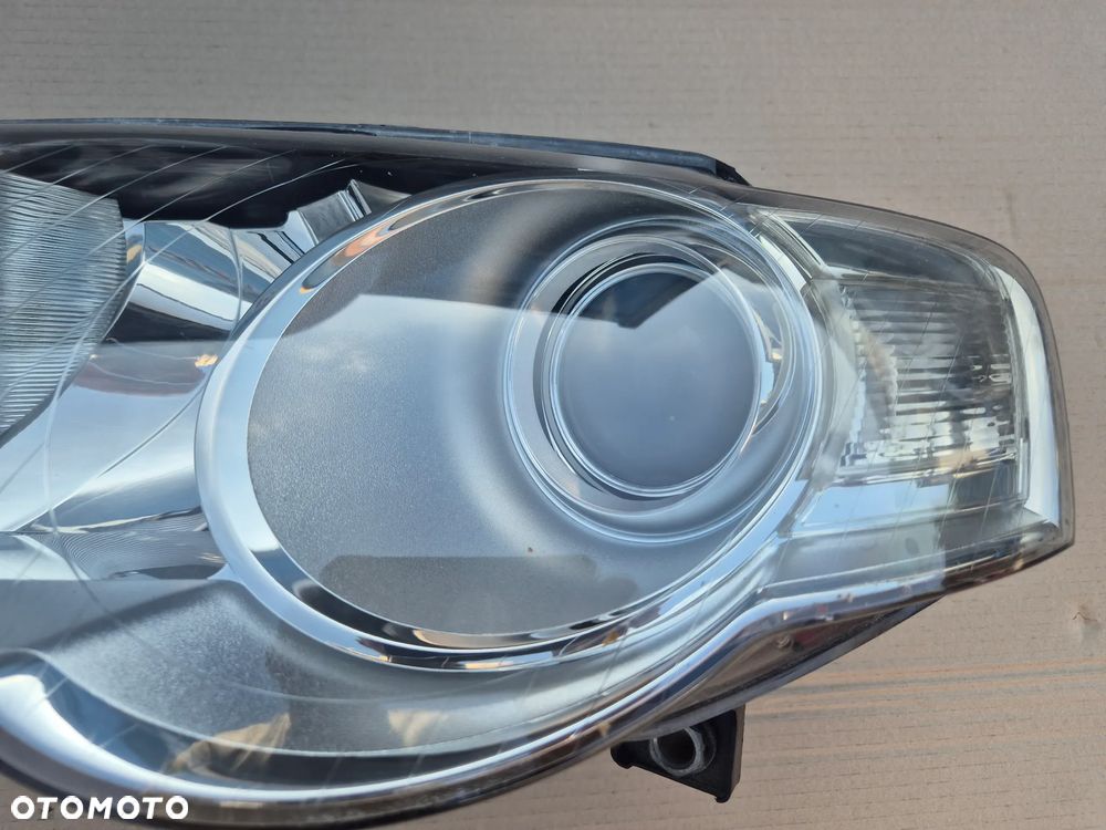 VW Passat B6 reflektor lewy.Valeo. 100%.2005-2010. - 3
