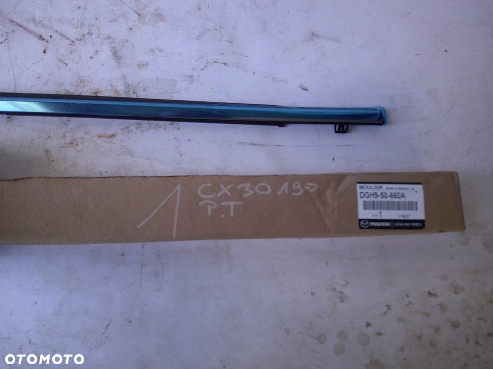 mazda cx30 listwa drzwi prawa tył chrom parapet  nowa oryginał - 1
