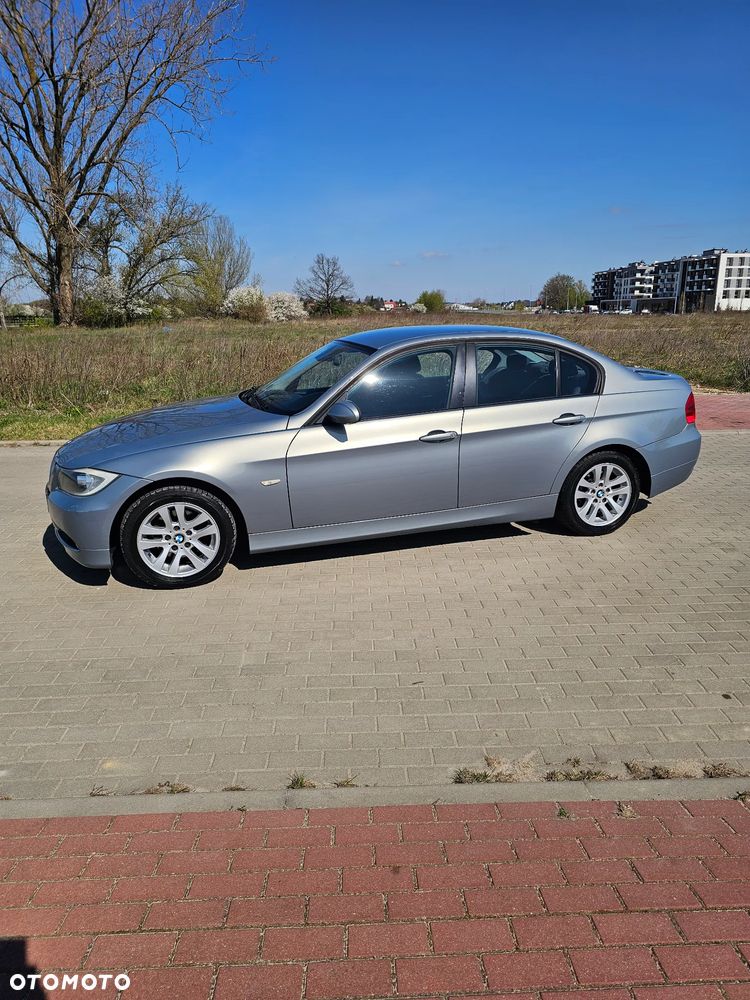 BMW Seria 3 318i Edition Lifestyle - 4