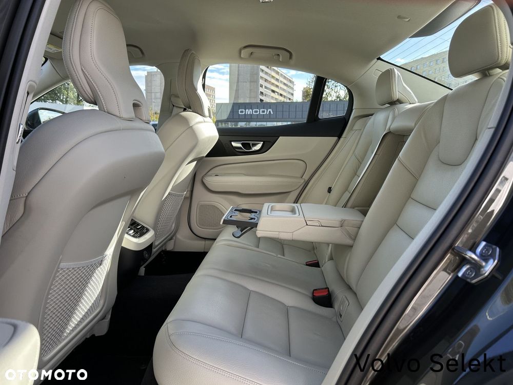 Volvo S60 - 29