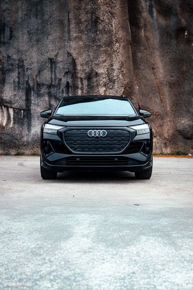 Audi Q4 e-tron 45 quattro - 28