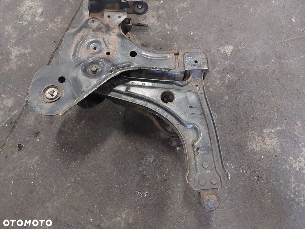 SANKI WÓZEK KOŁYSKA SILNIKA DAEWOO NUBIRA II J200 1.6 16V - 6