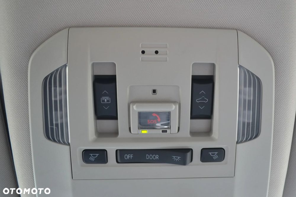 Toyota Highlander 2.5 Hybrid Executive - 31