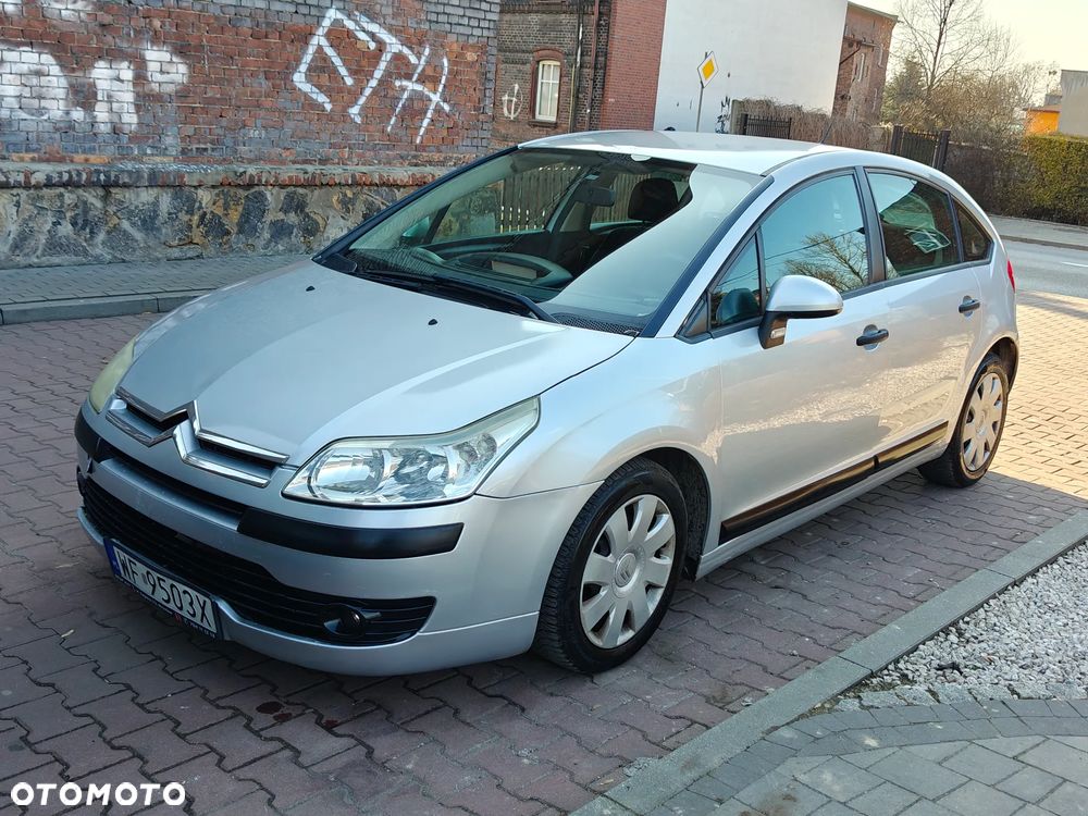 Citroën C4 1.4 16V Impress - 28