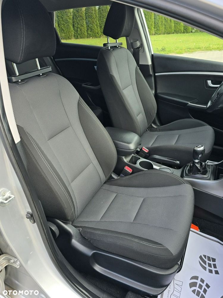 Hyundai i30 - 29