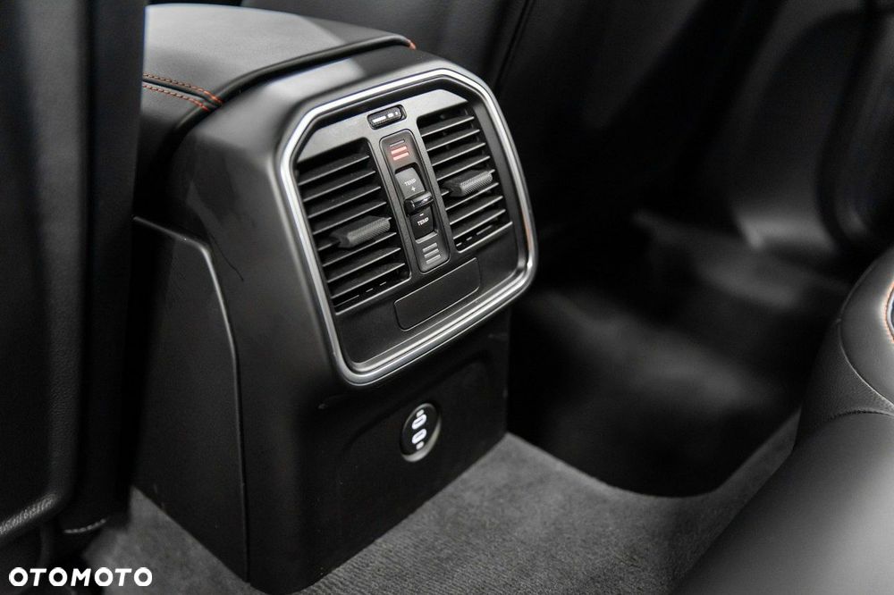 Porsche Macan Standard - 39