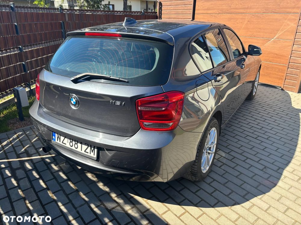 BMW Seria 1 116i - 6