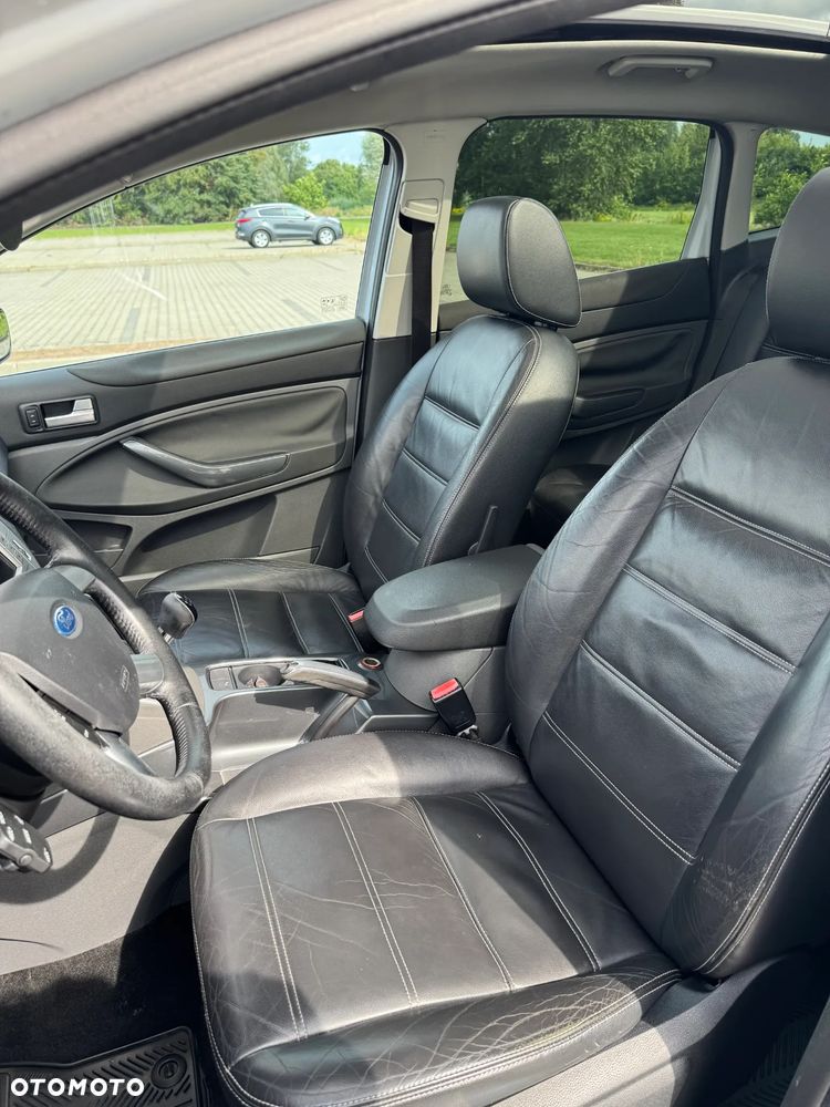 Ford Kuga 2.0 TDCi Titanium - 12