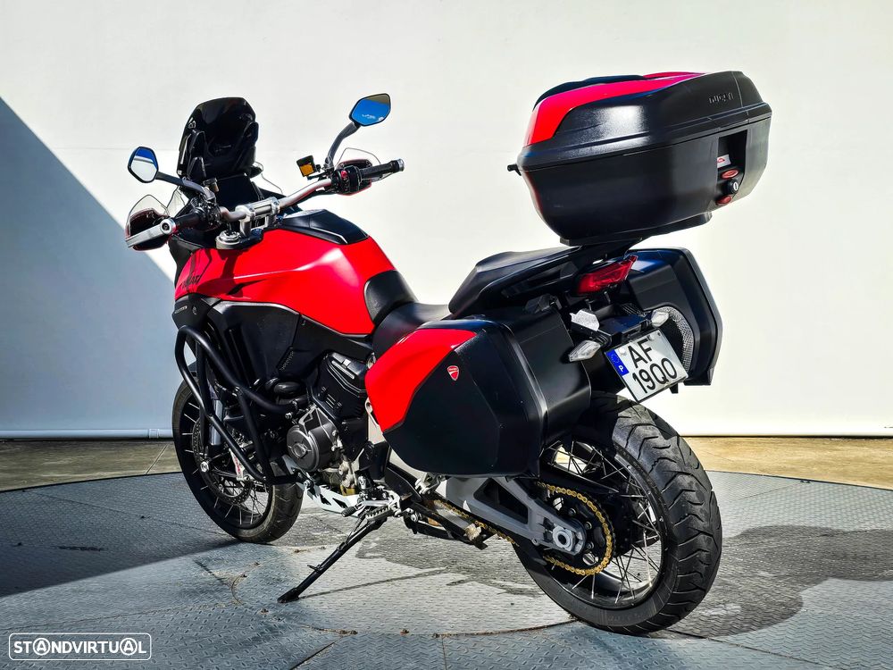 Ducati Multistrada V4 S - 7