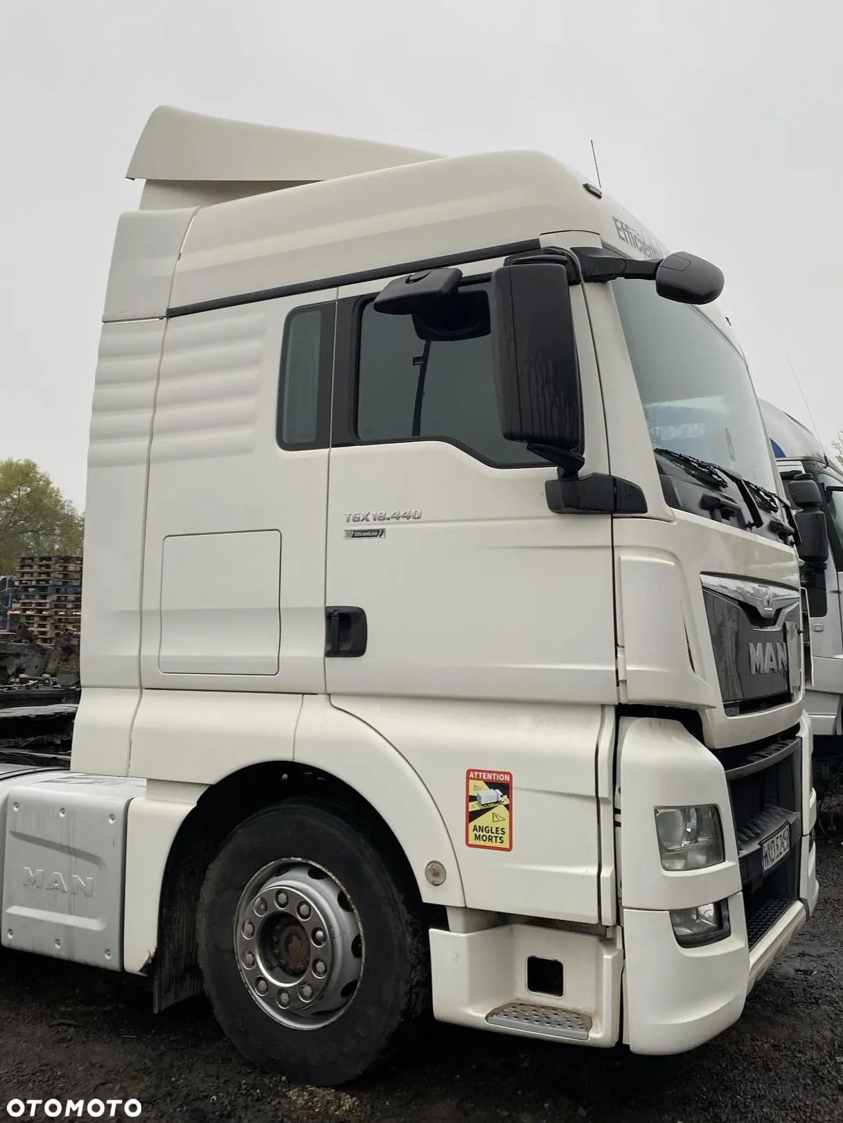 KOMPLET OWIEWEK MAN TGX E5 E6 KABINA XLX - 1