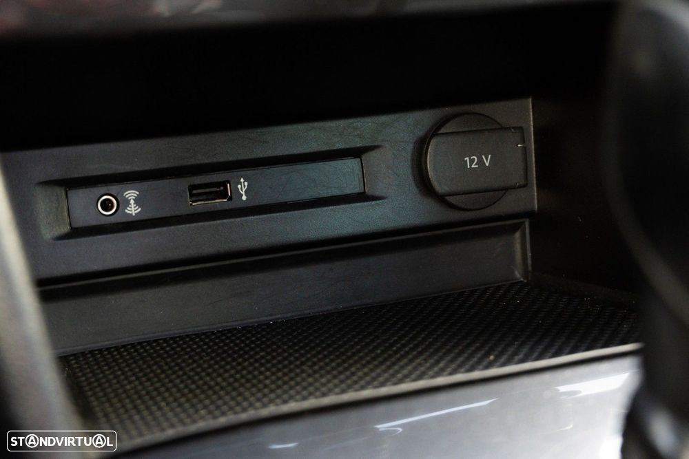 VW Tiguan 2.0 TDI Highline DSG - 29