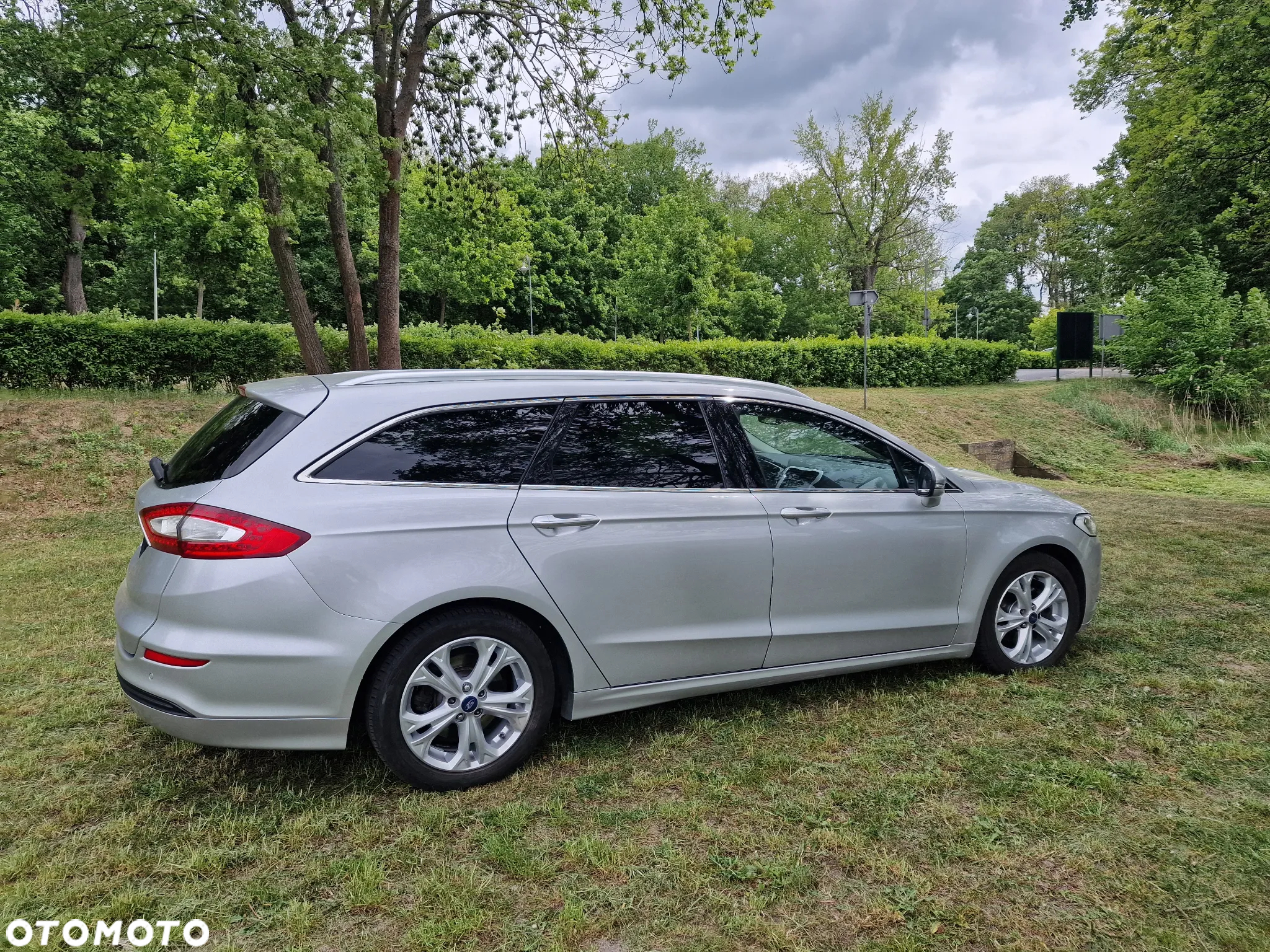 Ford Mondeo 2.0 TDCi Titanium PowerShift - 18