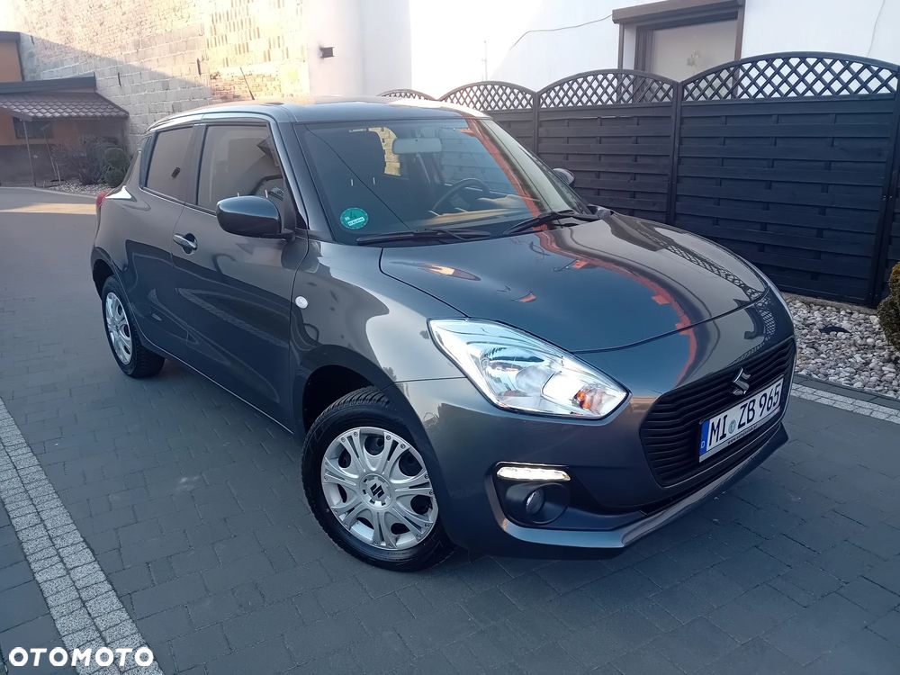 Suzuki Swift 1.2 Dualjet Allgrip Comfort - 5