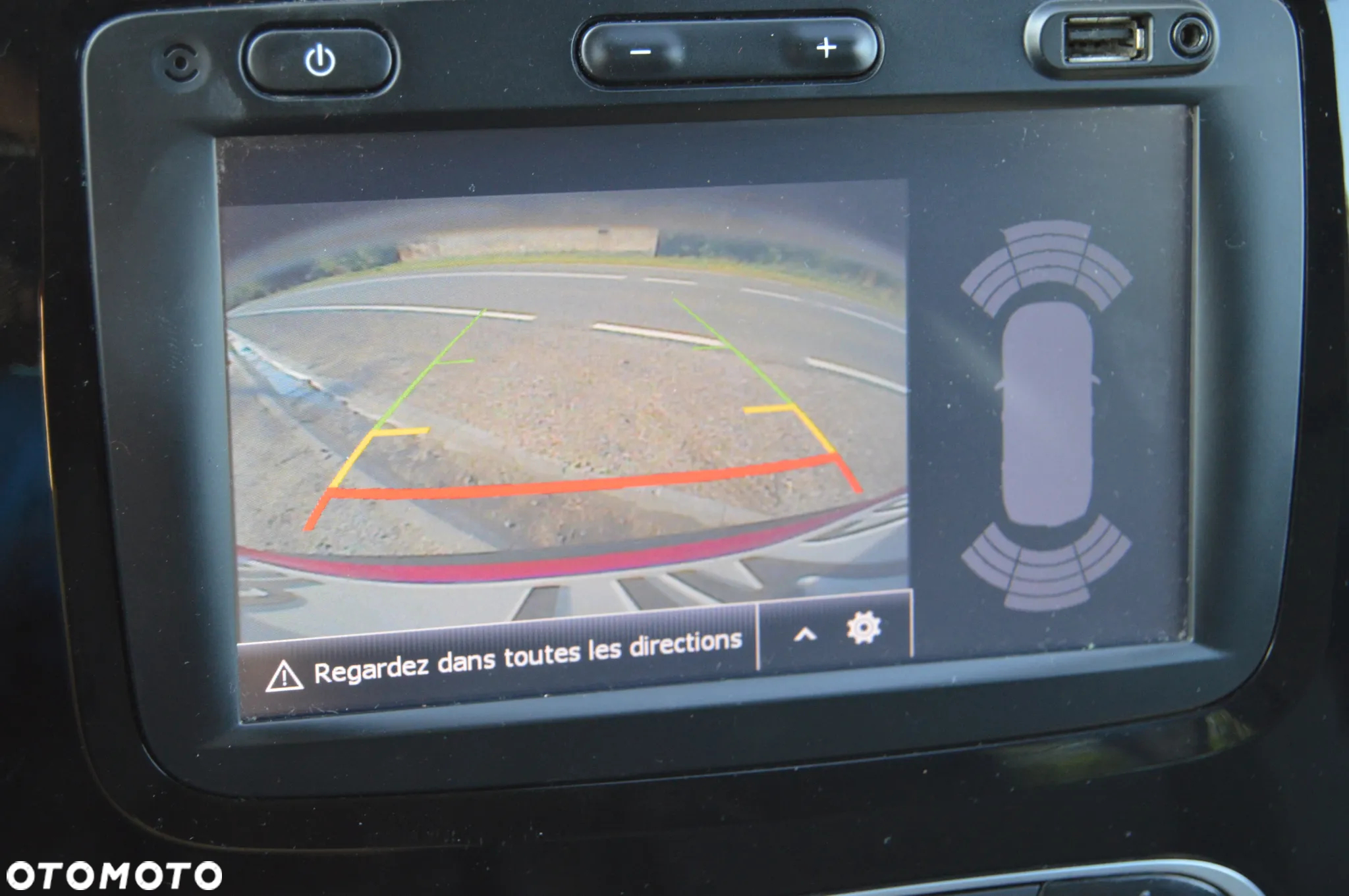 Renault Captur 1.2 TCe Intens EDC - 25
