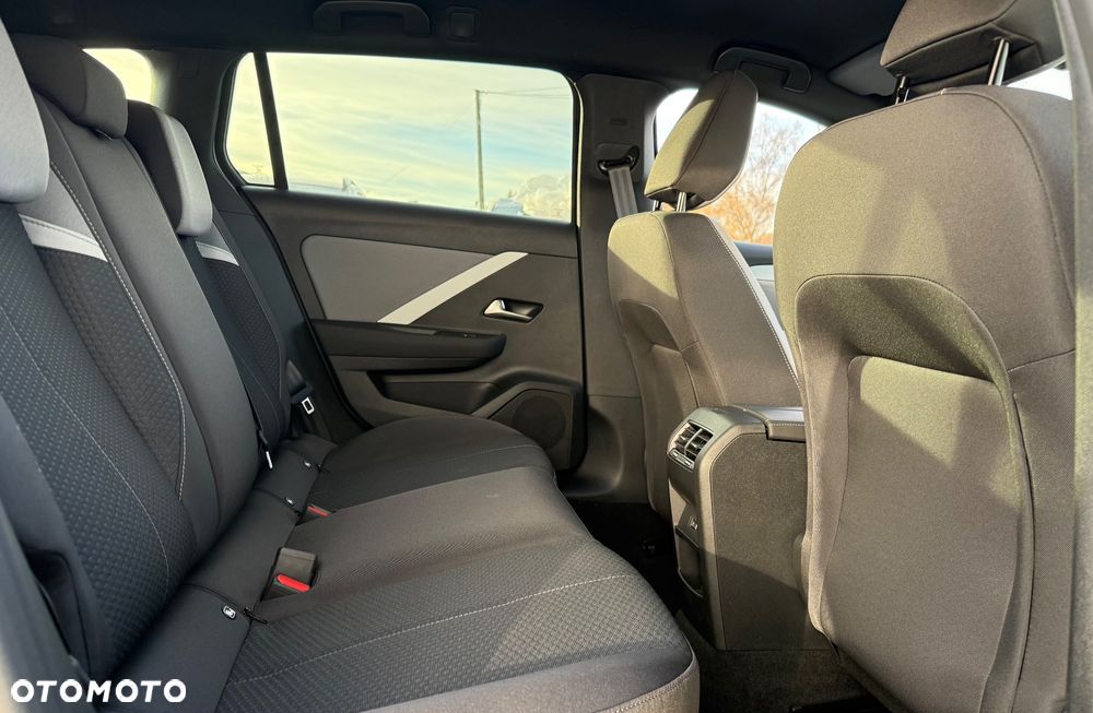 Opel Astra VI 1.2 T Edition S&S - 9