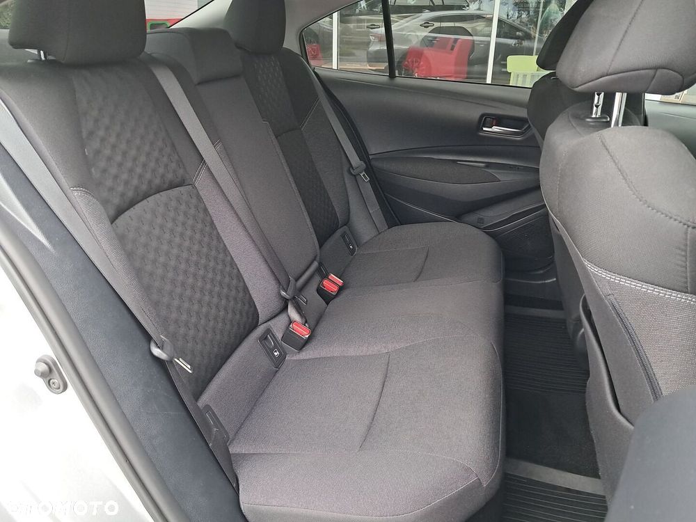 Toyota Corolla 1.8 Hybrid Style - 14