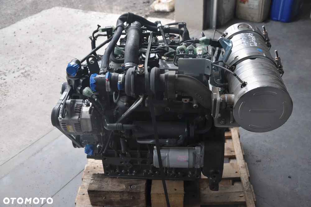 Silnik Kubota V2403-CR-TEF02 - 5