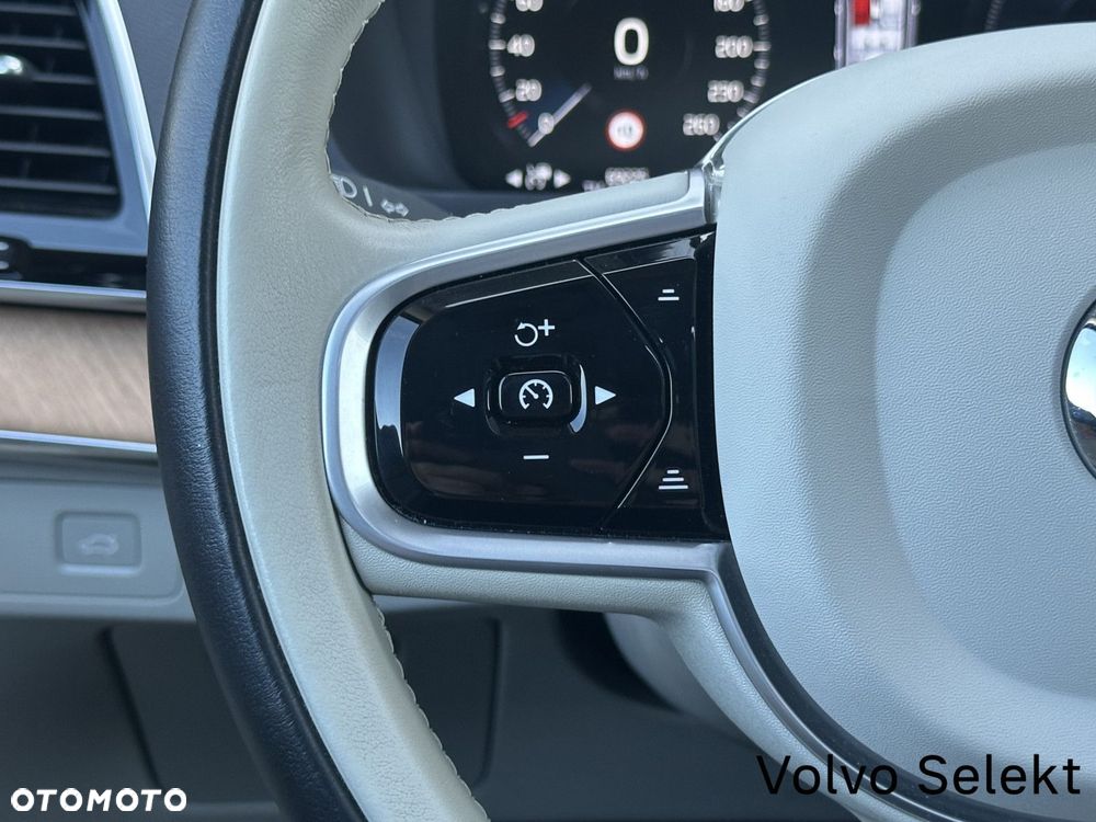 Volvo XC 90 - 11