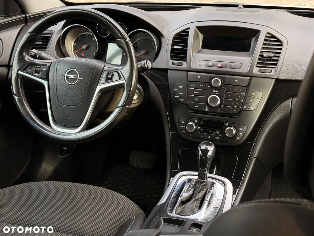 Opel Insignia - 19