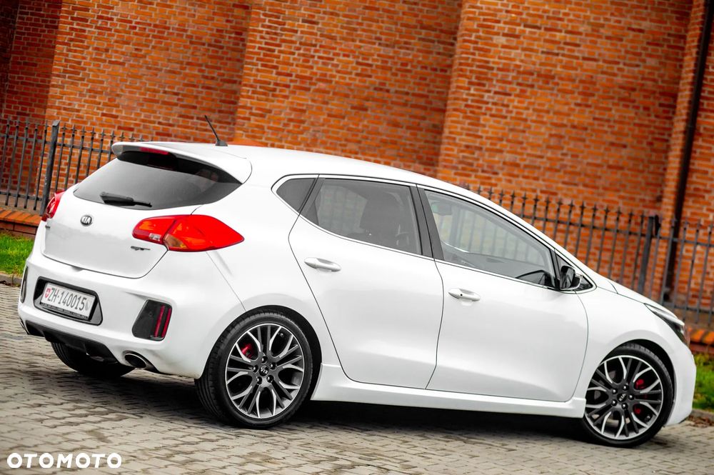 Kia Ceed 1.6 T-GDI GT-Challenge - 5