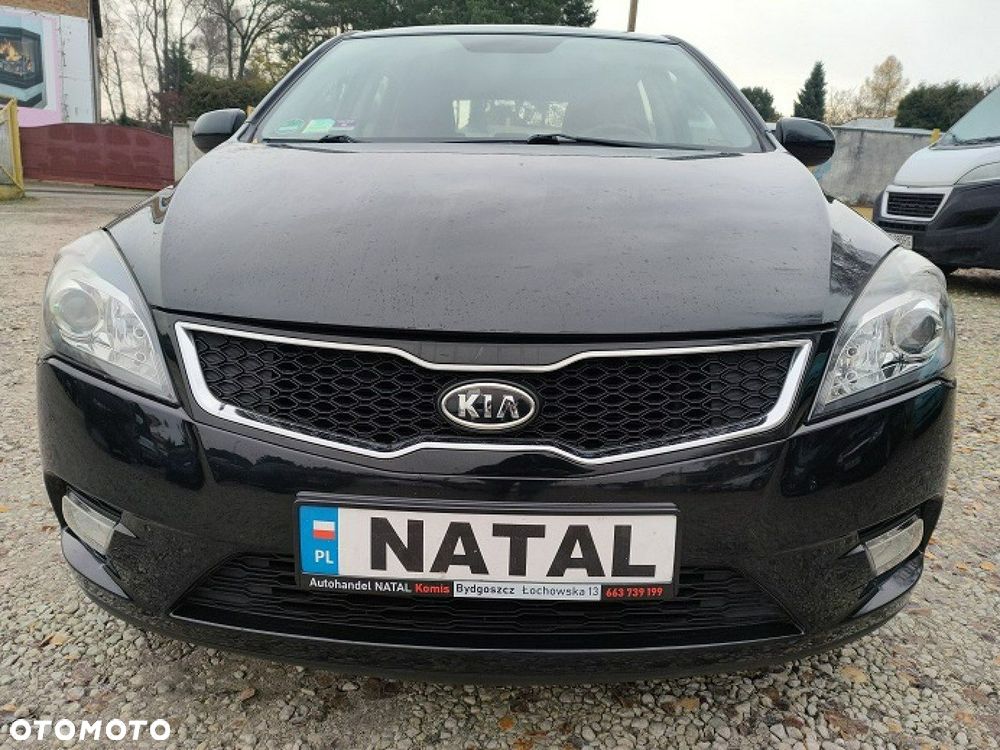 Kia Ceed - 6