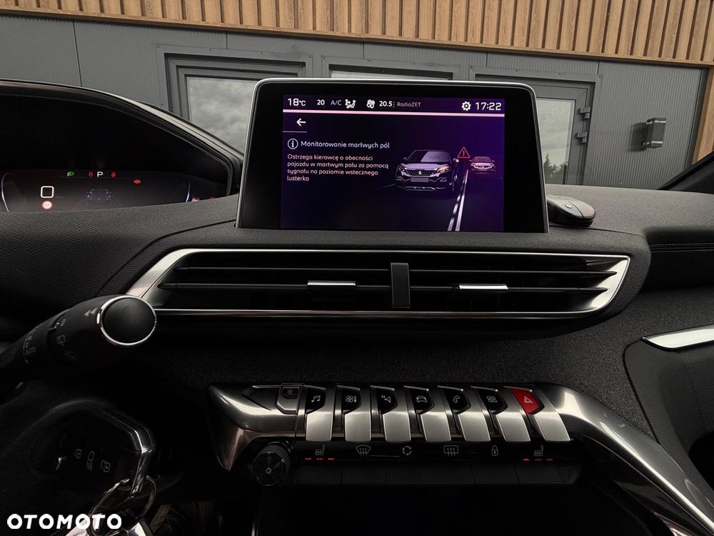 Peugeot 3008 1.6 PureTech GPF GT Line S&S EAT8 - 36