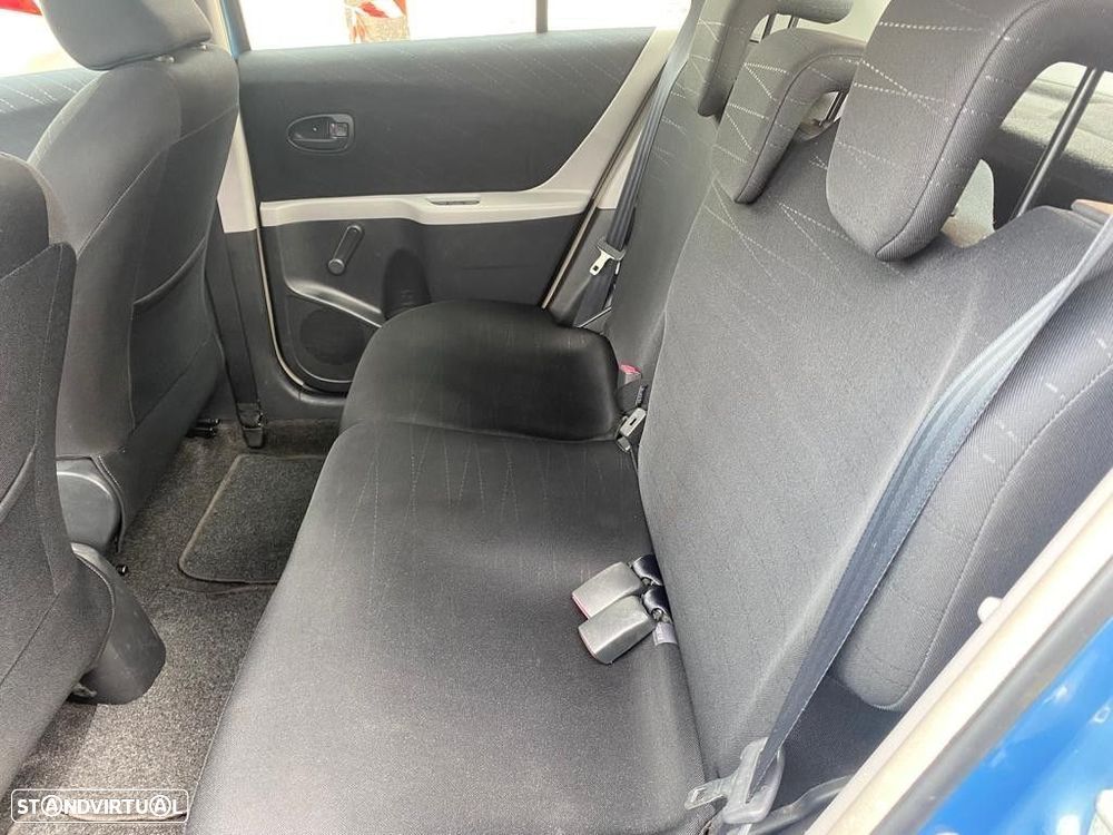 Toyota Yaris 1.4 D-4D AC - 9