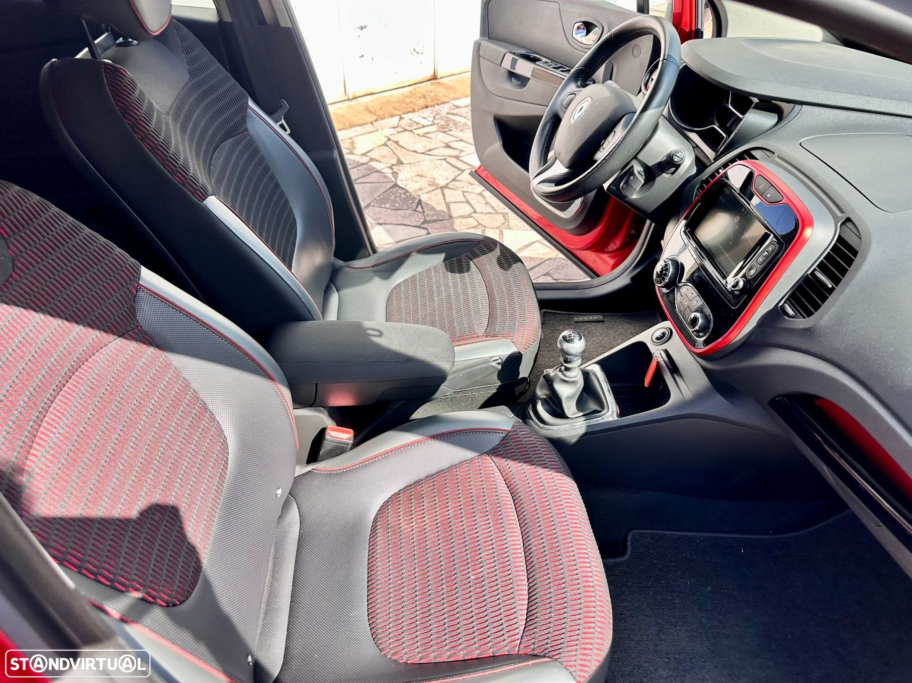 Renault Captur 1.2 TCe Exclusive XMOD - 15