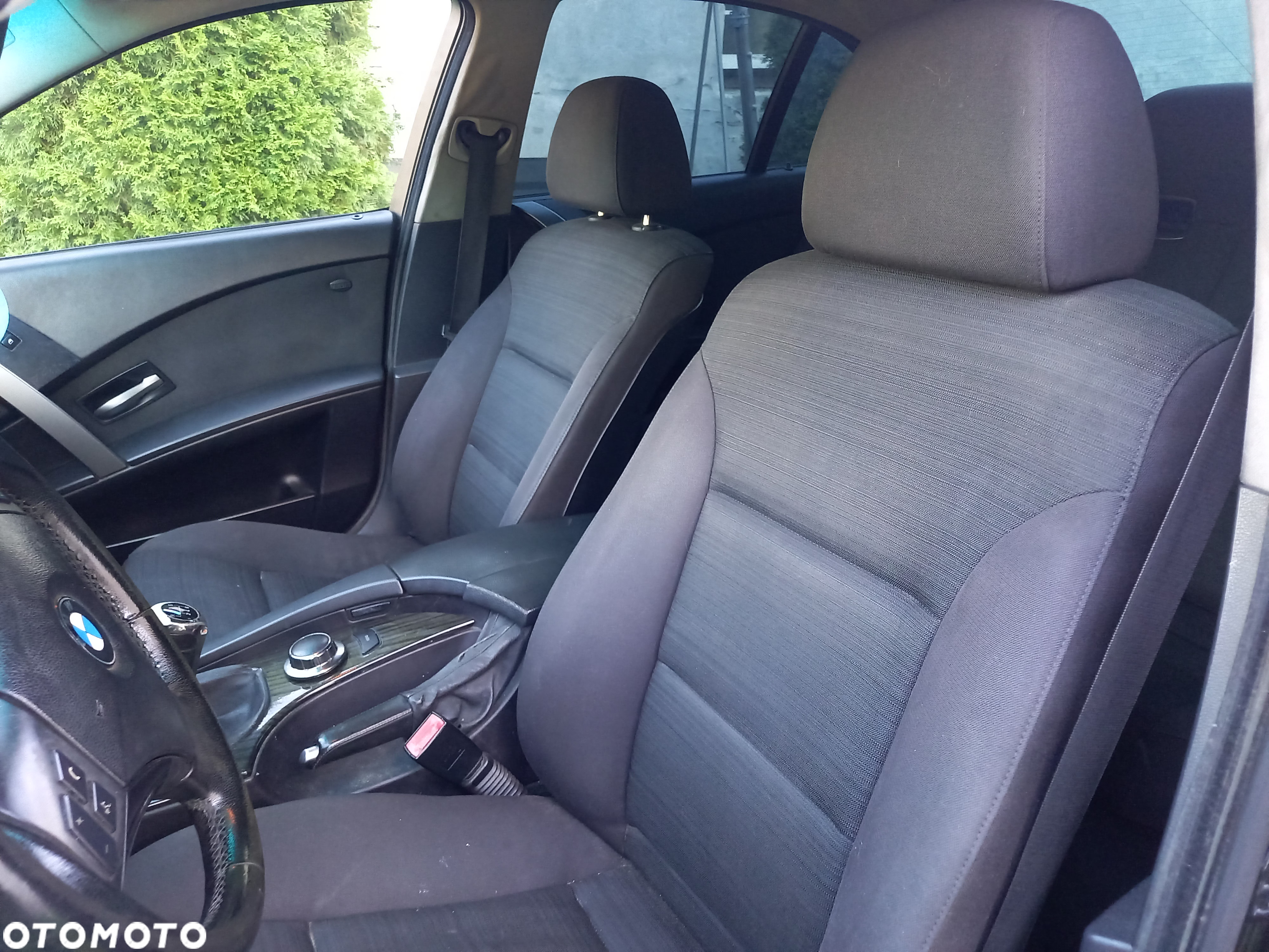 BMW Seria 5 520d - 34