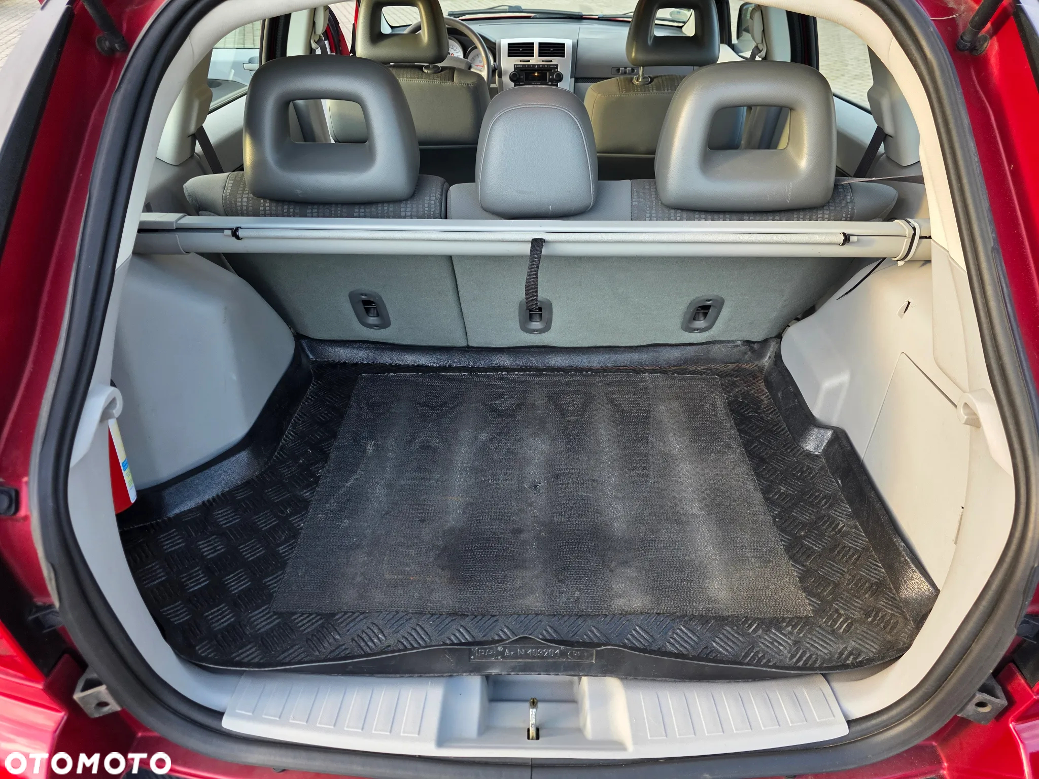 Dodge Caliber 2.0 SXT - 16