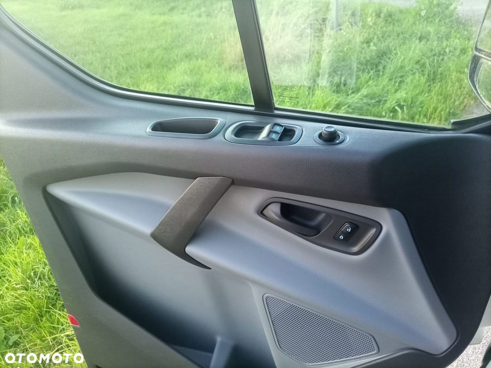 Ford Transit Custom - 21