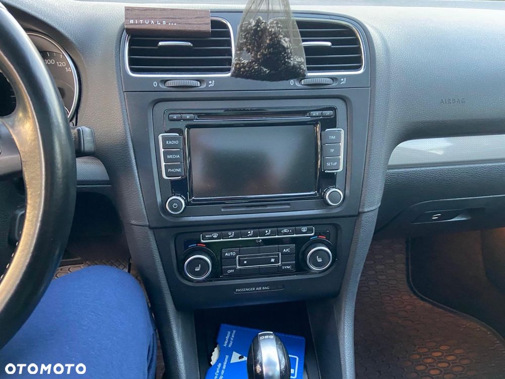 Volkswagen Golf 2.0 TDI DPF DSG MATCH - 6